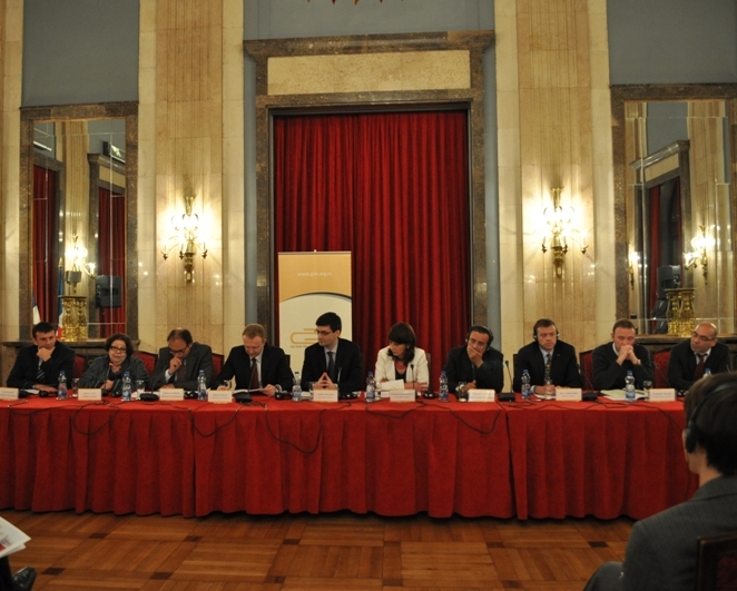 Report from the presentation of the Annual Report on the state of human rights of LGBT people in Serbia for 2010 – "Step by Step"